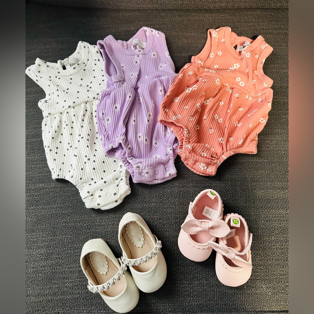 Baby clothes